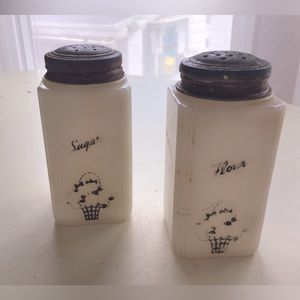 Vintage McKee Shakers